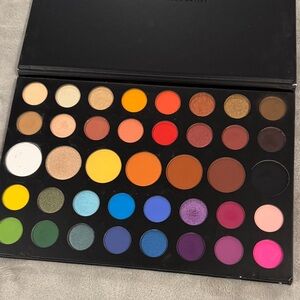 James Charles Morphe Vibrant Eyeshadow Palette - Multicolor